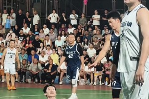 裁判也挺接地气的！